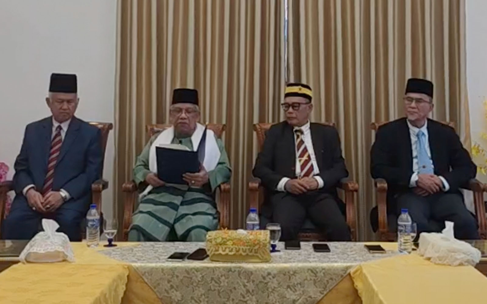 Don’t interfere in Negeri Sembilan affairs, PM and AG told