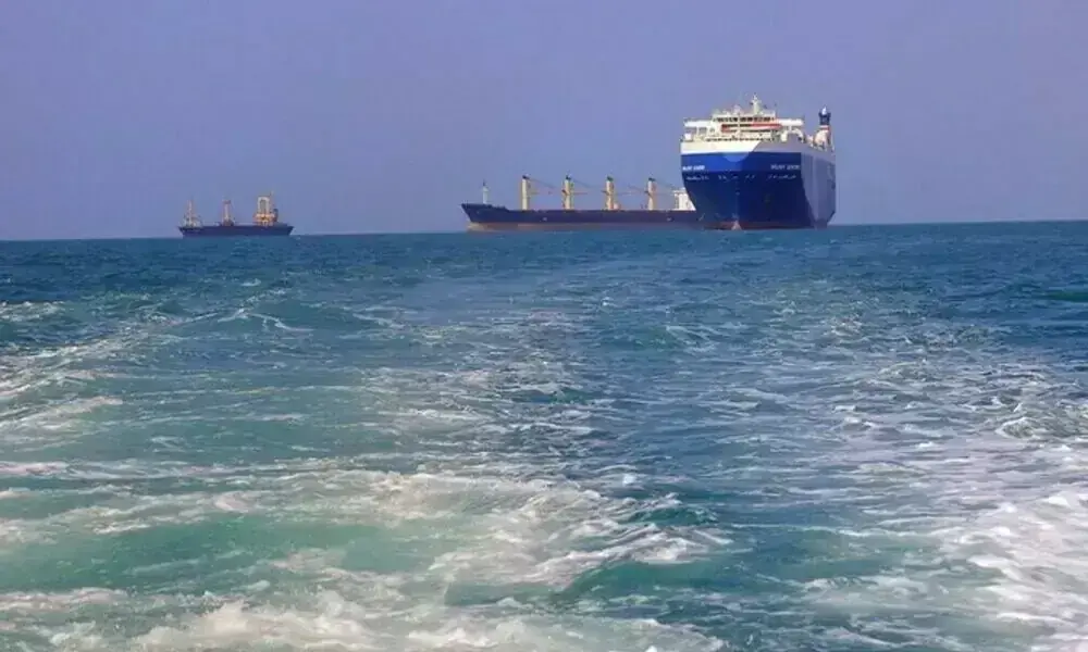 Hormuz commodity ship transits fall to nine, shiptracking data shows