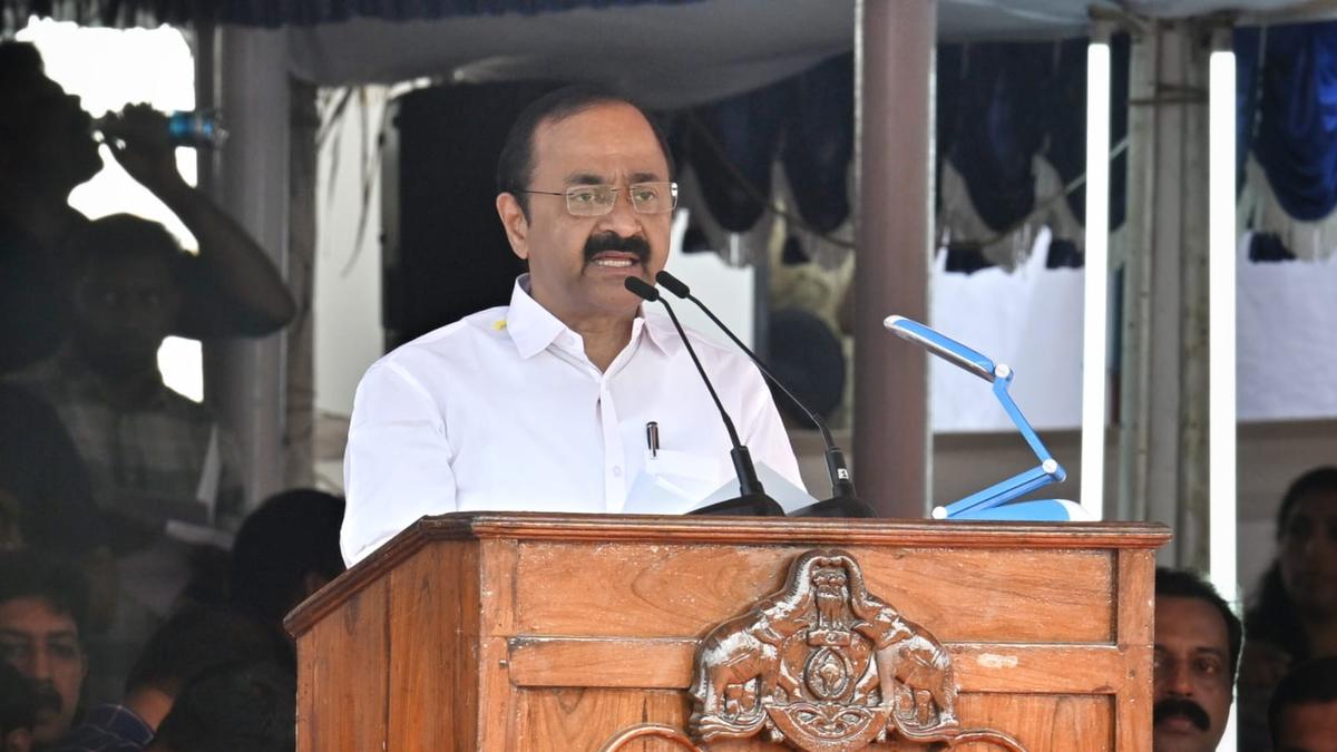 In Independence Day speech, Kerala CM warns against communalism, calls for open-minded democracy
