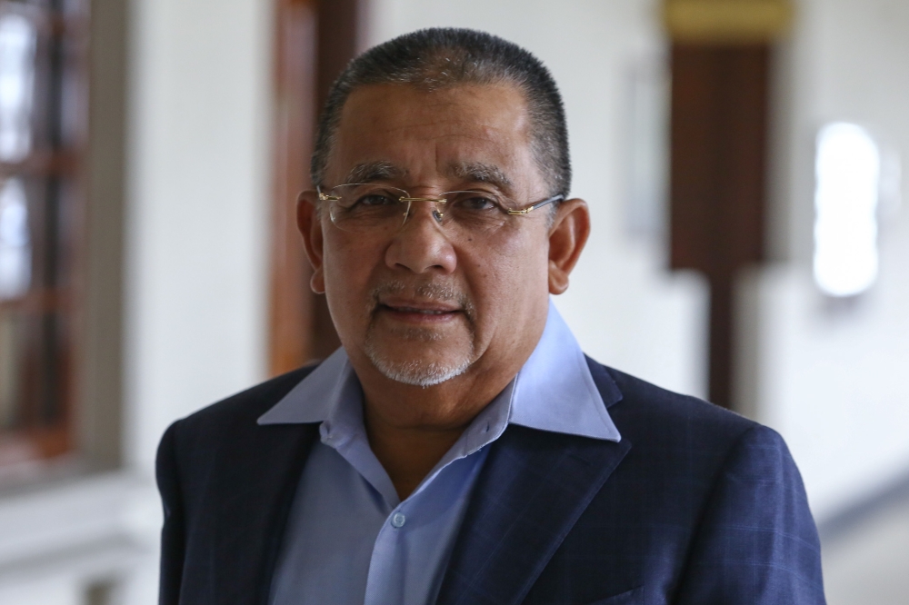 More questioning awaits Isa Samad in Felda probe once he recovers from eye surgery, says MACC