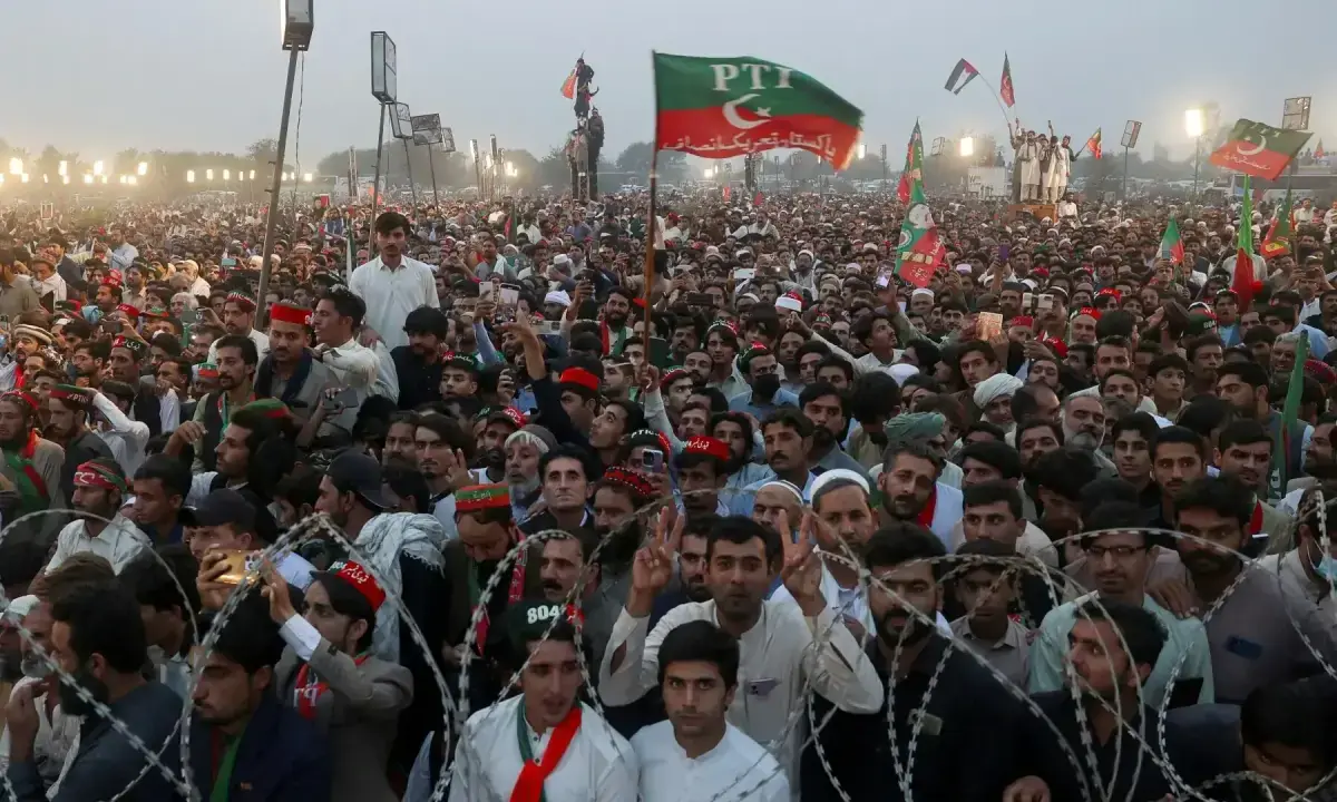 PTI decides to postpone Sept 27 Islamabad long march