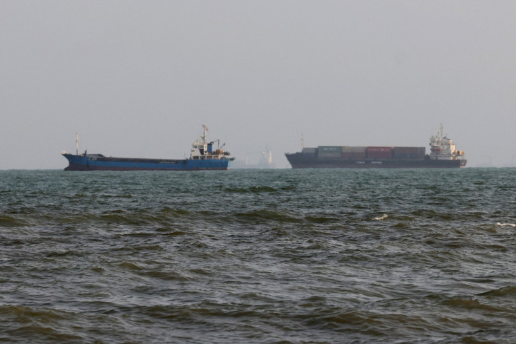 Trump says will 'soon' declare Hormuz strait US territory