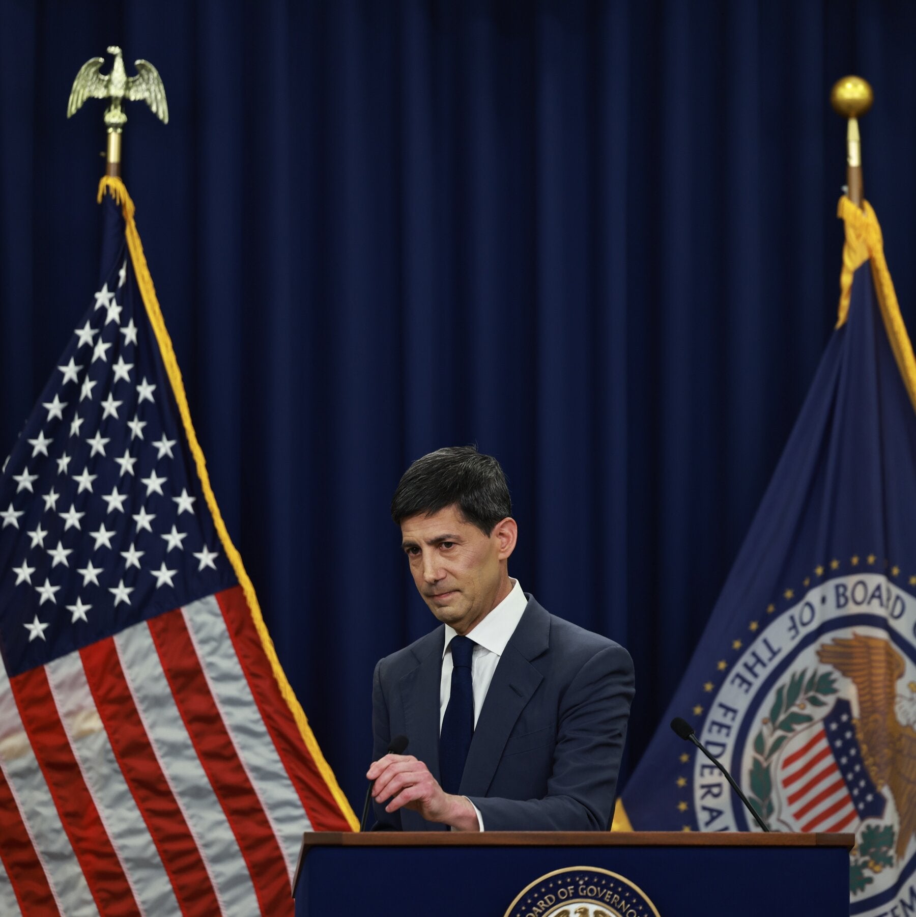 Fed Faces Prospect of Another Interest Rate Increase Just Before Midterm Elections