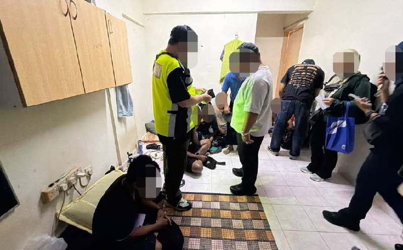 84 undocumented migrants detained in Putra Harmoni Apartments raid