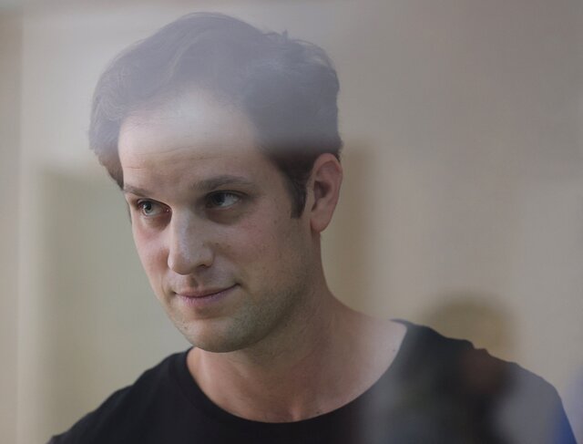 ‘He’s an idiot.’ Evan Gershkovich says Putin spent more than an hour trying to convince a world leader that the WSJ reporter really was a spy.