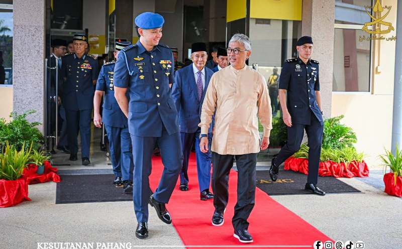 Tengku Mahkota Pahang makes history as first royal to complete RMAF helicopter course