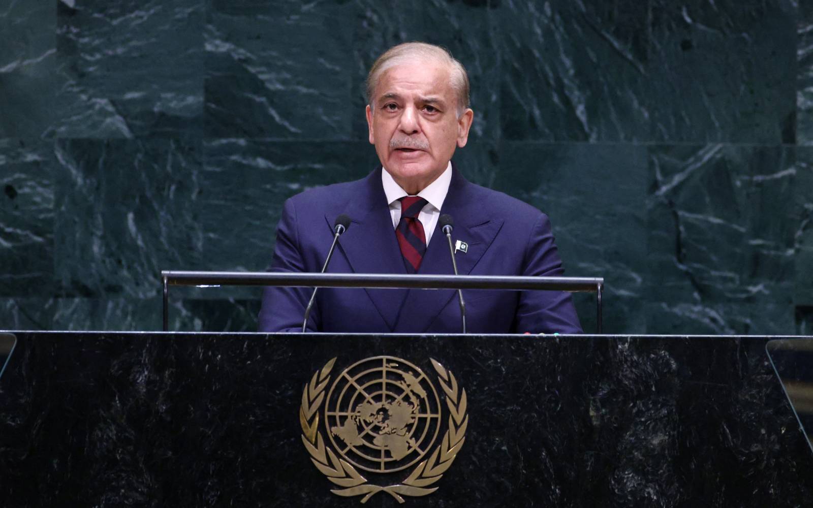 Pakistan PM calls Houthi Mecca attacks ‘red line’ at UN