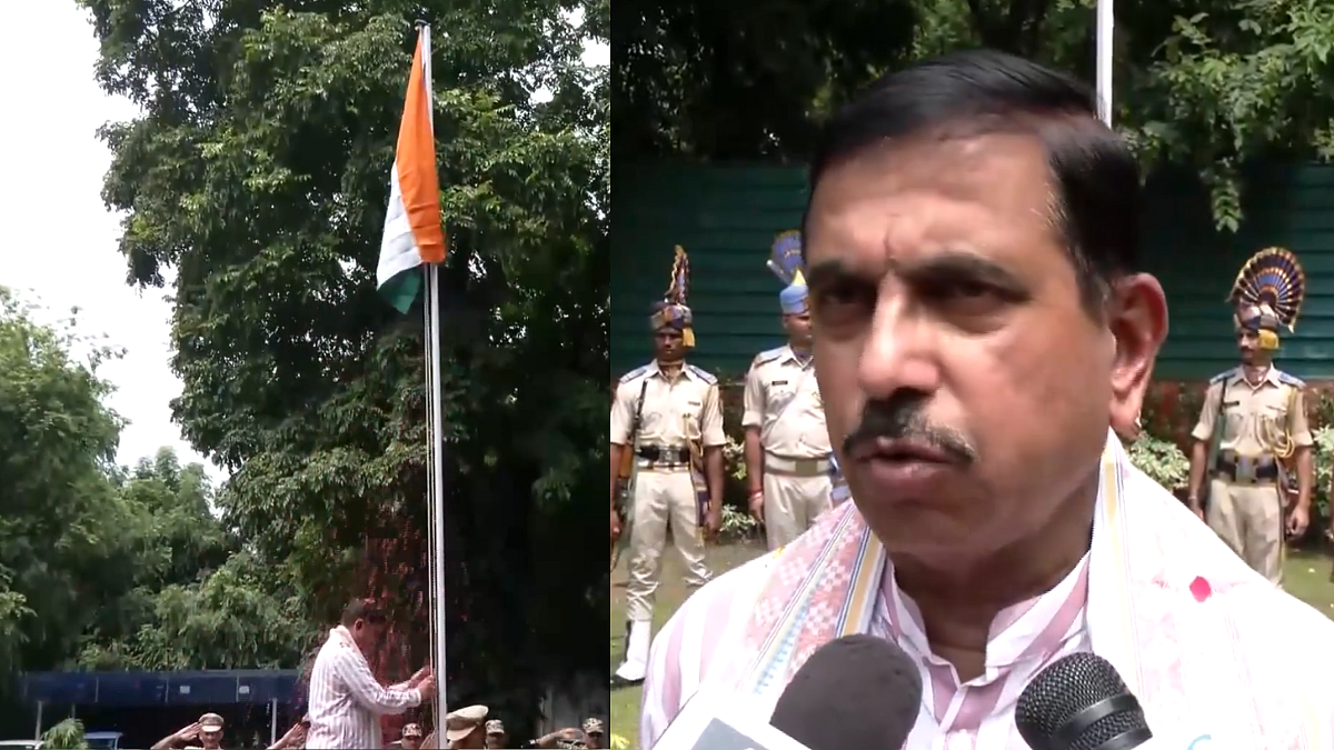Union Education Minister Pralhad Joshi Hoists National Flag, Says ‘We Have 20 Years’ To Take India ‘Very Far Forward’ By 2047; Hails Free Online Coaching For Students