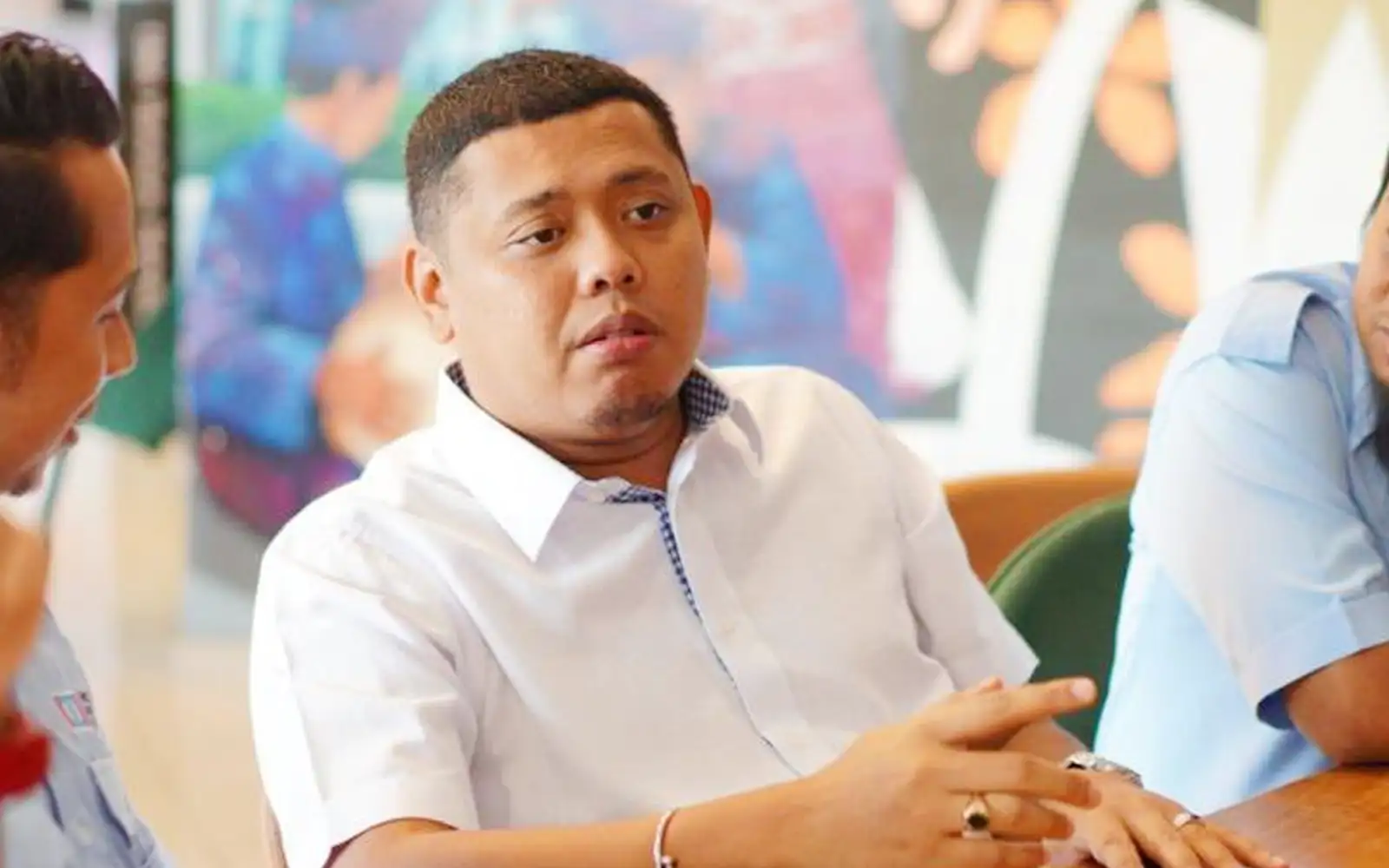 PKR should use own logo again, starting with Melaka polls