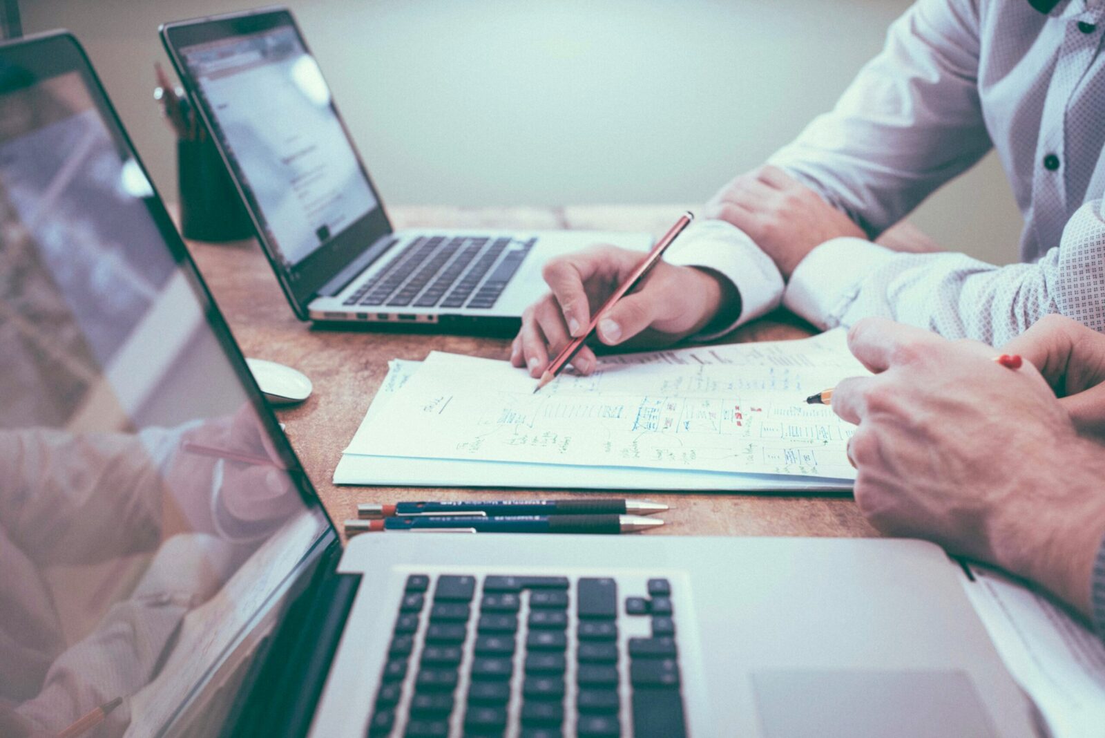 Medicare Advantage or Traditional Plus Supplemental? Choose Wisely