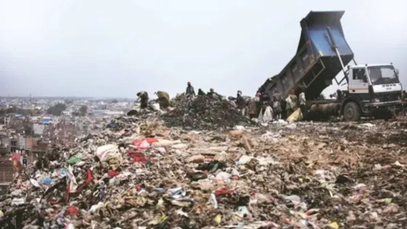 Bengaluru man alleges threat from jailed gangster to give up garbage contract