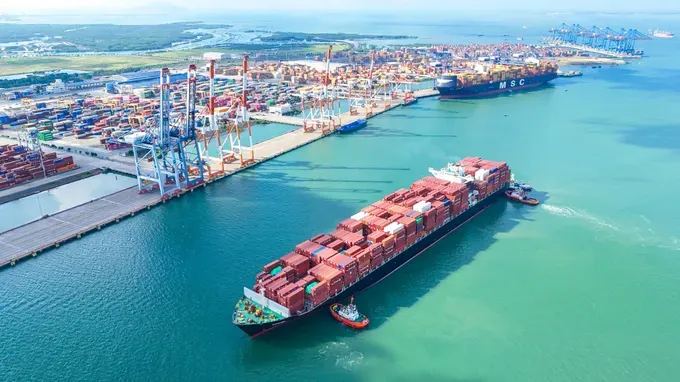 Cai Mep deep-water port complex boosts capacity through terminal integration