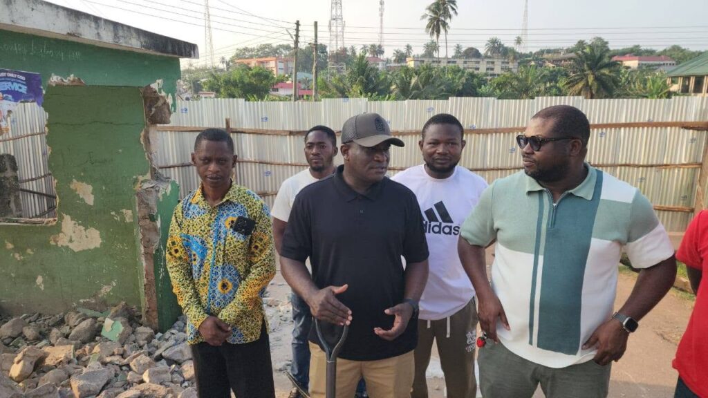 Evalue-Ajomoro-Gwira MP cuts sod for entrance project at Axim Government Hospital