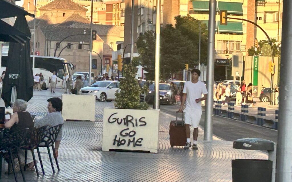 Guiris go home? Look at the numbers