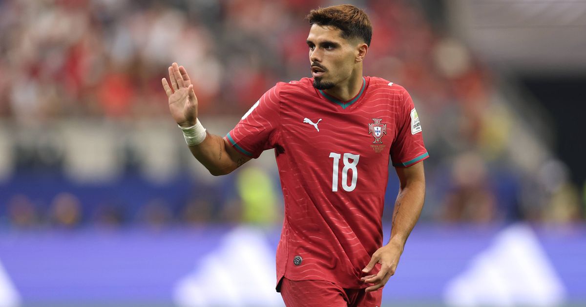 Al-Hilal accelerate move for Pedro Neto with winger’s approval; Chelsea want €60m as rivals drop out of the race