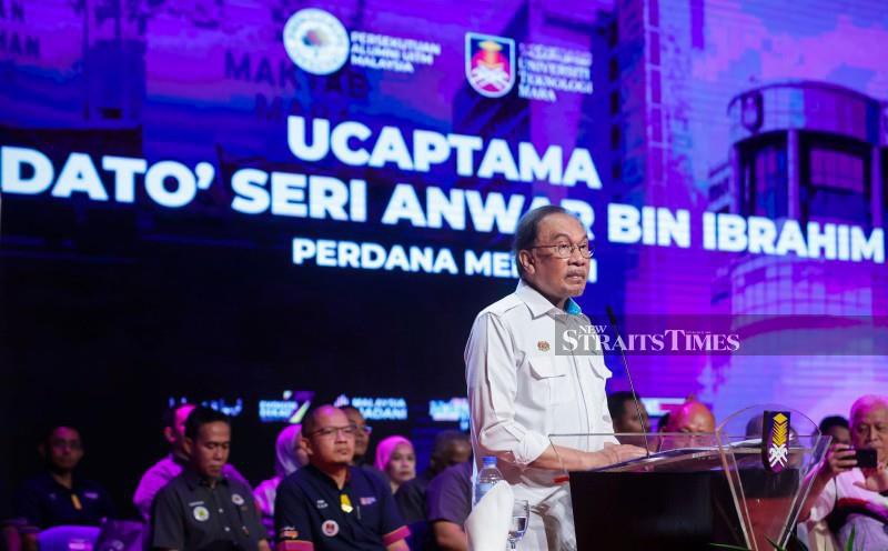 Anwar signals fairer bonus distribution in 2027 Budget