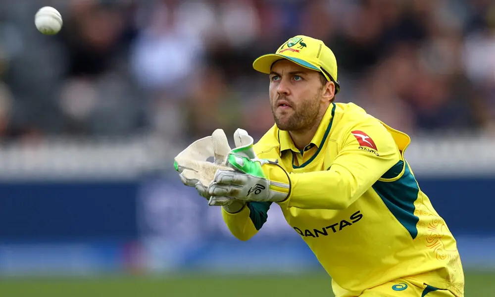 Australia dealt injury blow as Inglis returns home with finger fracture