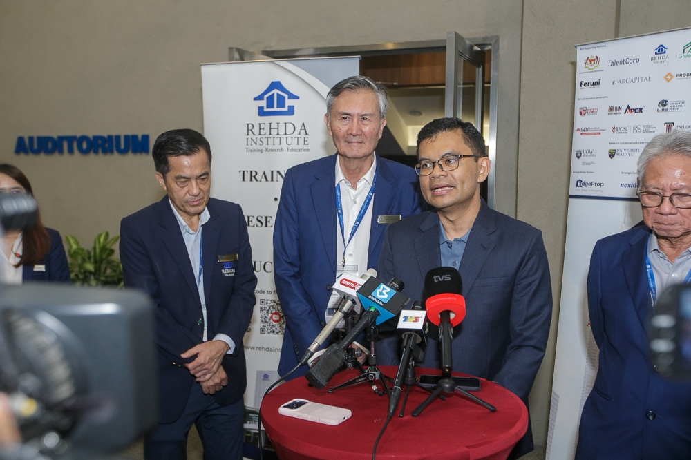 Akmal Nasrullah: Removing 30pc Bumiputera equity rule for private education will not weaken empowerment agenda