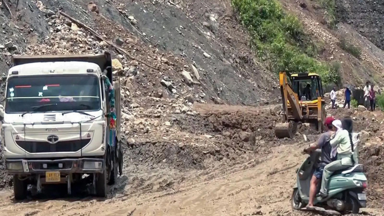 Arunachal flash floods: Four killed, five Army personnel missing after landslide