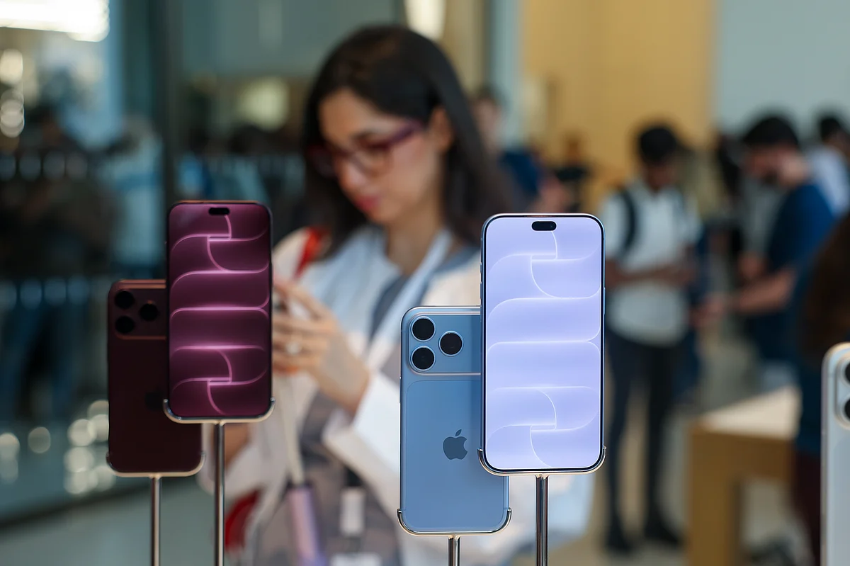 iPhone Duo, iPhone 18 just launched: How the iPhone became the ultimate status symbol