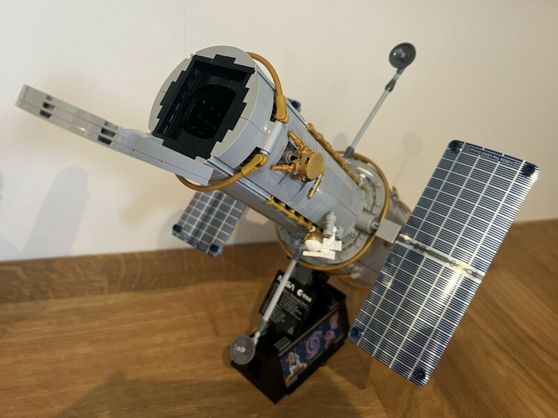 Lego's supersized Hubble deserves a little more shine